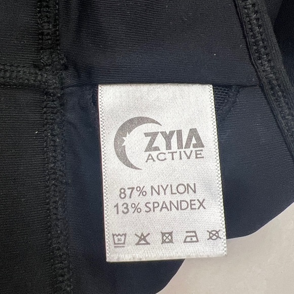 Zyia Grid Bra Strappy V-neck front, mesh racerback, Medium support, Black Sz. XL - Picture 9 of 10